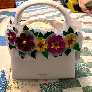 Kate Spade Floral Cream purse